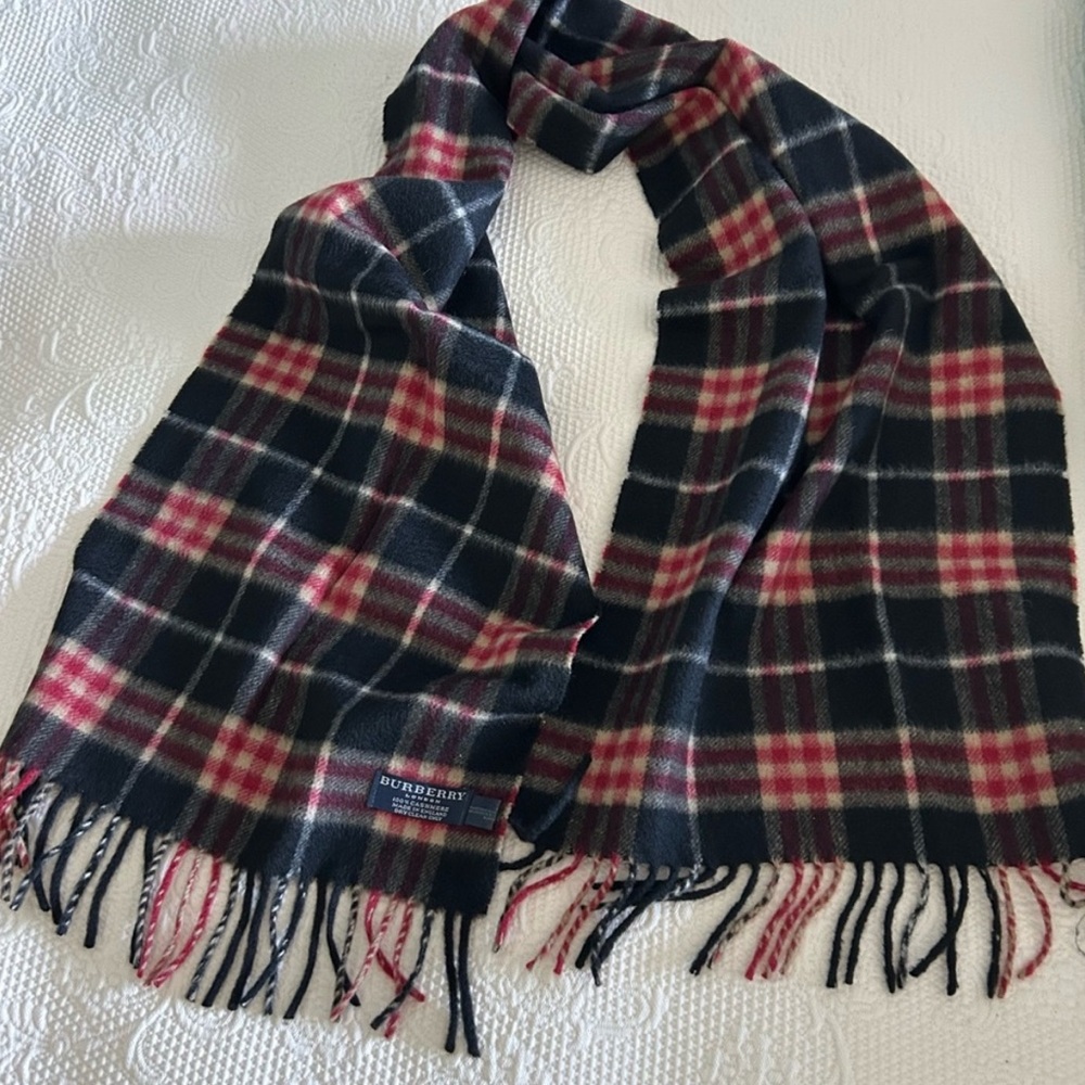 🔴 Burberry Scarf - Nova Check Cashmere Navy/Red